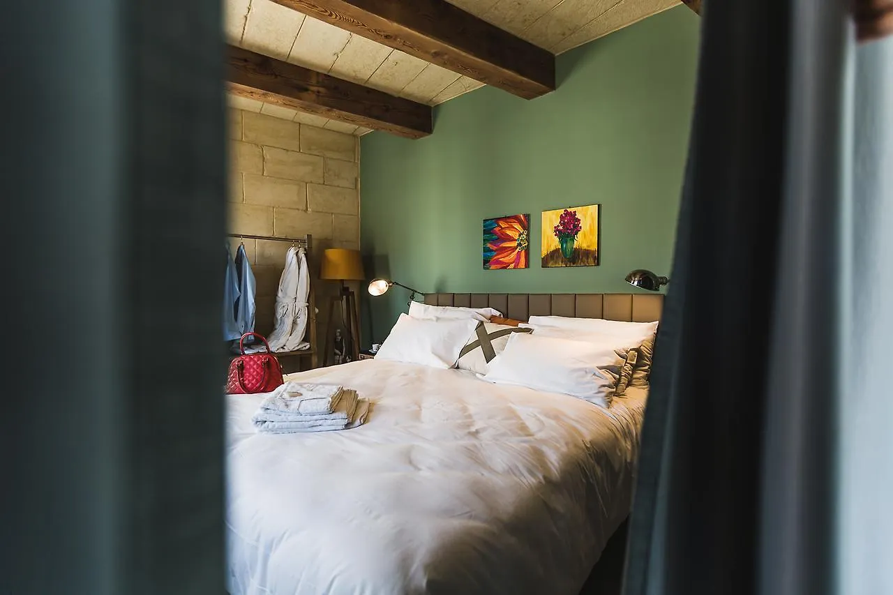 Talbot & Bons Bed & Breakfast Gudja 3*,